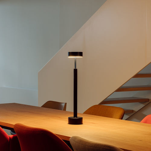 Lampe de table - PEAK  - MILAN ILUMINACION - en acier / en marbre / contemporaine