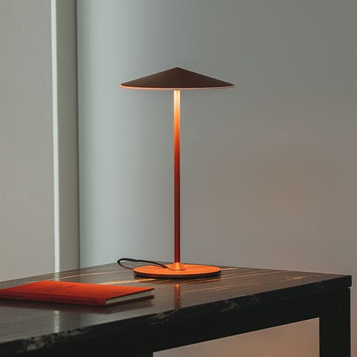 Lampe de table - PLA - MILAN ILUMINACION - en fonte d'aluminium / en polycarbonate / contemporaine
