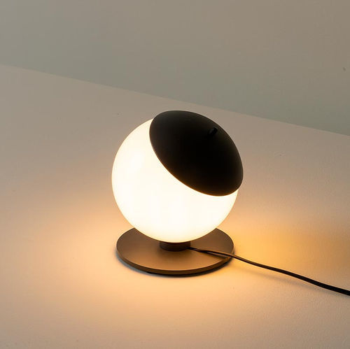 Lampe de table - KEP - MILAN ILUMINACION - en acier laqué / en aluminium laqué / en verre soufflé