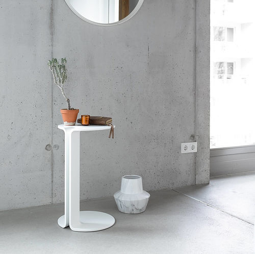Table d'appoint contemporaine - TWIN - COR - en métal / avec piètement en métal / ronde