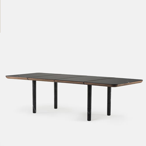 Table contemporaine - MARLON - DE LA ESPADA - en frêne / en noyer américain / en chêne blanc