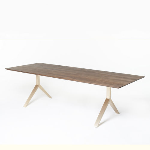 Table à manger contemporaine - OVERTON - DE LA ESPADA - en chêne / en noyer / en bois massif