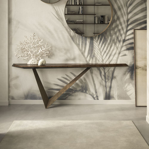 Console contemporaine - VARENNE - Cattelan Italia - en noyer / avec piètement en acier laqué / triangulaire