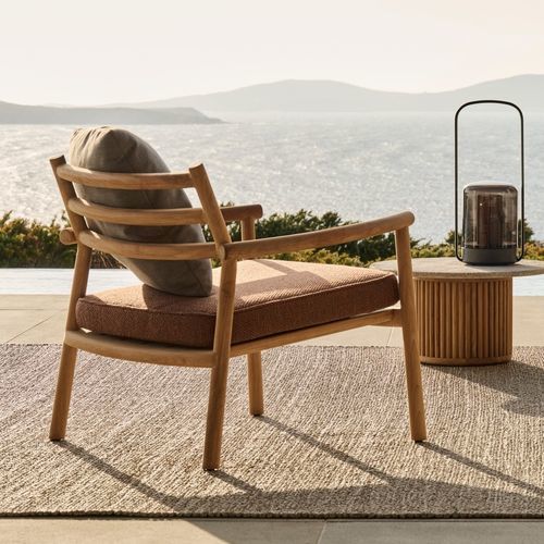 Fauteuil contemporain - UKIYO - Tribù - en tissu / en teck / avec coussin amovible