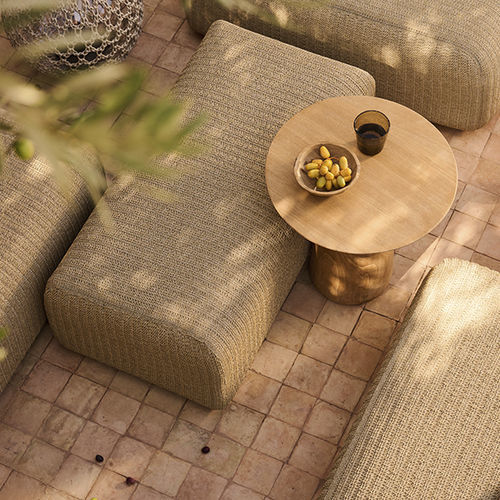 Pouf contemporain - MAI - Tribù - en tissu / carré / d'extérieur