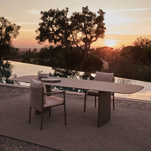 Table à manger contemporaine - LUCCA - Tribù - en céramique / avec piètement en aluminium / rectangulaire