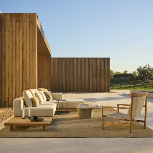 Table basse contemporaine - TAO - Tribù - en béton / avec piètement en béton / carrée