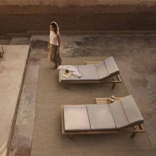 Bain de soleil contemporain - VIS A VIS - Tribù - en tissu / en teck / à roulettes