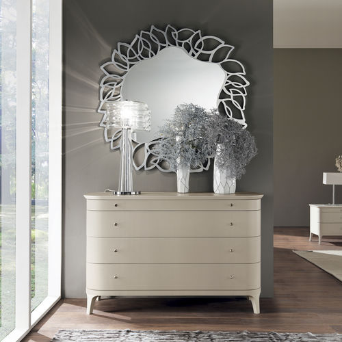 Commode contemporaine - ROSA CHARME - LE FABLIER - en bois laqué / en frêne / non spécifié
