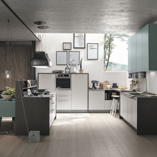 Cuisine contemporaine - REPLAY - STOSA CUCINE - en Fenix NTM® / en polymère / avec îlot