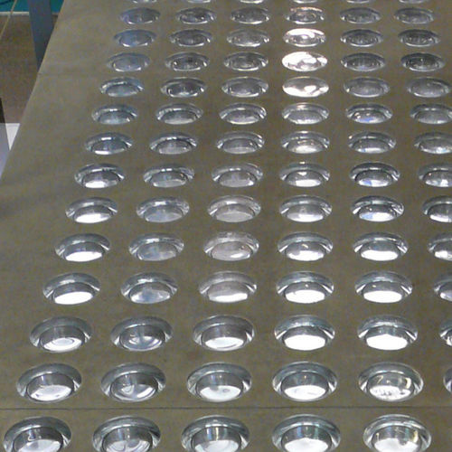 Brique de verre ronde - B R19/5 SAHARA 1S - SEVES GLASSBLOCK - lisse / pour passerelle / à haute résistance