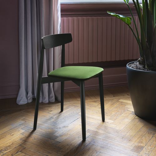 Chaise contemporaine - Claretta - miniforms - d'intérieur / en tissu / en simili cuir