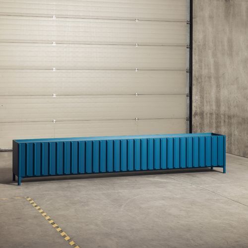 Buffet contemporain - Container - miniforms - en bois laqué / à portes pliantes / 4 pieds