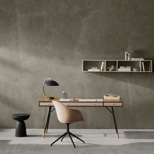 Bureau sur pied - CUPERTINO - BoConcept - contemporain / en chêne / en fibre de bois