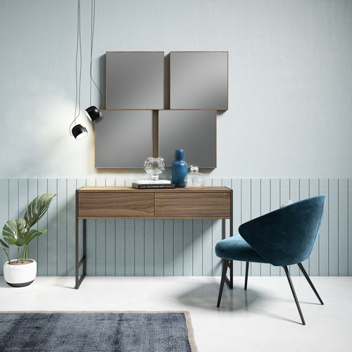 Bureau sur pied - CUBO - MUEBLES MESEGUE, S.A. - contemporain / en bois / droit