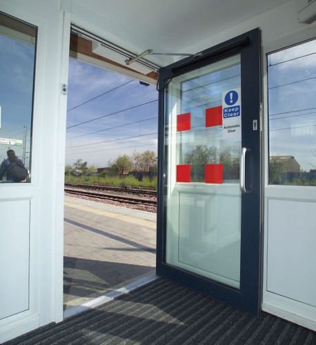 Automatisme pour porte battante - UNISWING® - KONE - battant