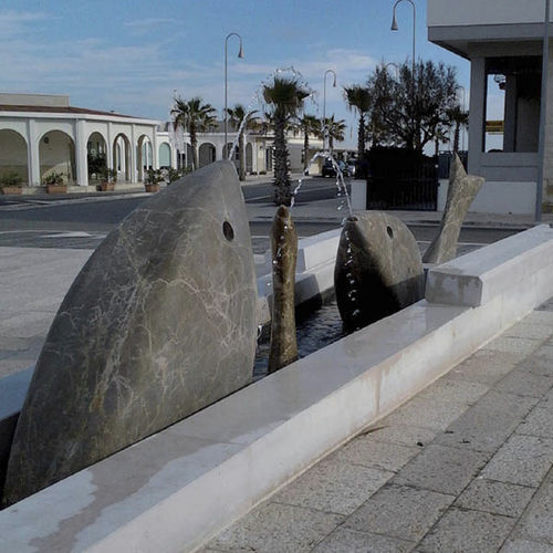 Sculpture en pierre - AMBRATO - Manzi Marmi S.r.l. - pour espace public