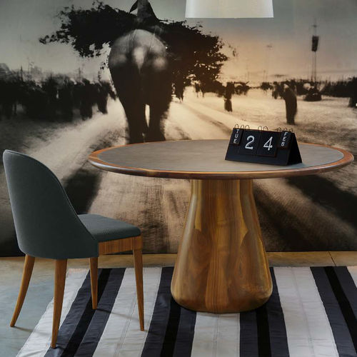Table contemporaine - B-180 - Dale Italia - en noyer / ronde