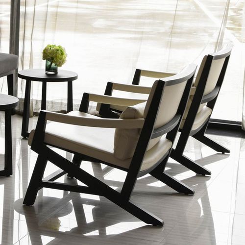 Fauteuil contemporain - CAVALLI : RÉF. 26406 - OVATION Paris - en tissu / en bois / blanc