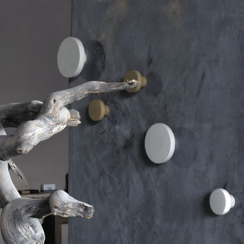 Bouton de meuble contemporain - POMOLO - Urbi et Orbi - en béton