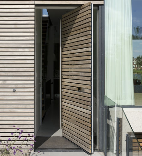 Porte d'entrée - Amsterdam, The Netherlands - FritsJurgens - en bois / à pivot / contemporaine