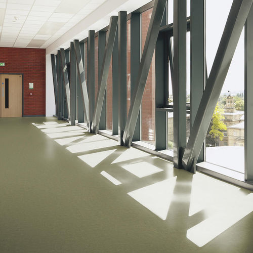 Revêtement de sol en linoléum - VENETO ESSENZA+ - Tarkett PROFESSIONAL - d'intérieur / pour pièce humide / industriel