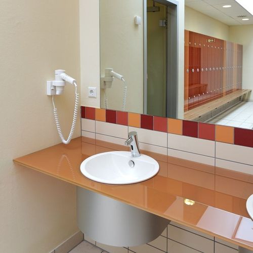 Plan vasque en verre - VITRUM WT - Schaefer-Trennwandsysteme - à usage professionnel