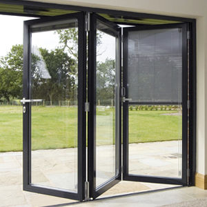 Baie vitrée pliante - Accordion - BERTRAND - en bois / en aluminium / en PVC