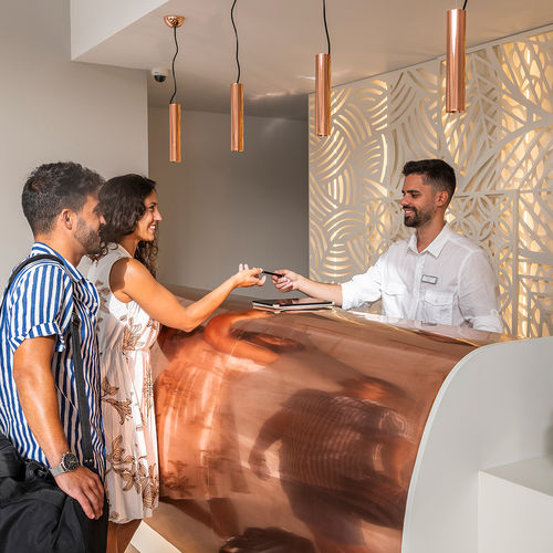 Panneau décoratif. en métal - BPLAN - pour agencement intérieur / perforé / personnalisé