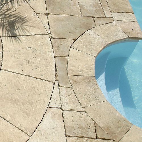 Margelle de piscine en pierre reconstituée - MANOIR - FABISTONE (GROUP RPI)