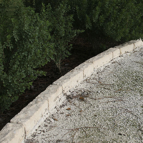 Bordurette de jardin - FABISTONE (GROUP RPI) - en pierre reconstituée / horizontale
