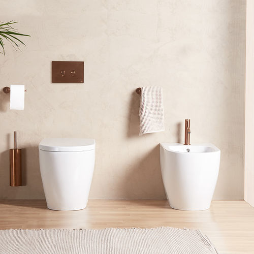 WC à poser - ARC - SANYCCES - en céramique / résidentiel / professionnel