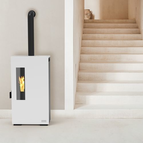 Poêle à granulés - CUBA 5 - UNICAL AG S.p.A. - 0 - 5 kW / à poser / contemporain