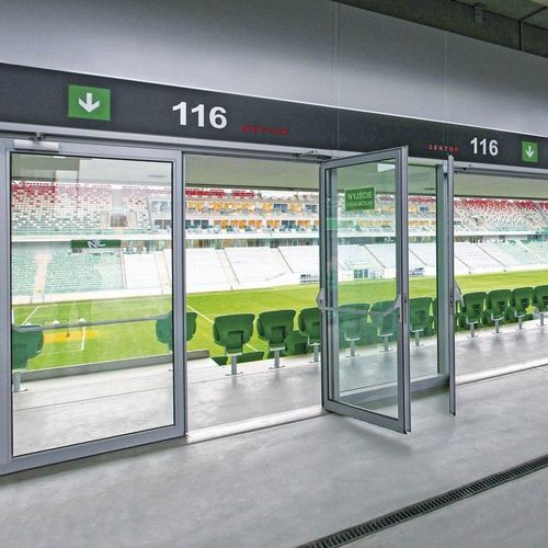 Porte d'entrée - FORSTER UNICO - WISNIOWSKI - en acier / battante / contemporaine