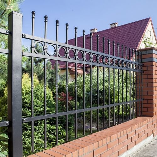 Clôture à barreaux - LUX - WISNIOWSKI - de jardin / en acier galvanisé / classique