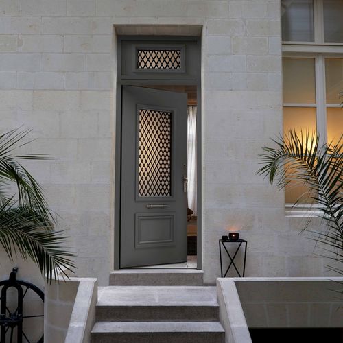 Porte d'entrée - Jeanne 80 - PAB- MTN ( MENUISERIES TECHNIQUE NOUVELLES) - en aluminium / battante / classique