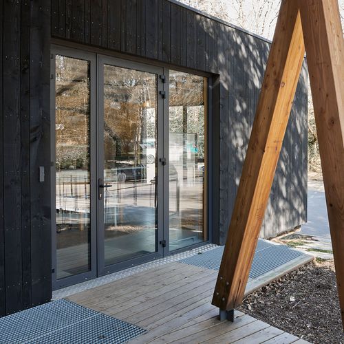 Porte d'entrée - grand trafic cirus - PAB- MTN ( MENUISERIES TECHNIQUE NOUVELLES) - en aluminium / battante / contemporaine