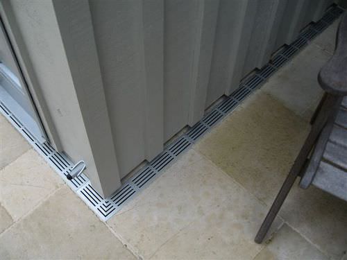 Caniveau en PVC - UD60 - ULTRA CORPORATION - en béton à haute performance / de voirie / pour pavage
