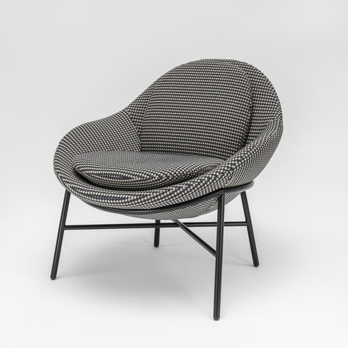 Fauteuil contemporain - OYSTER - Comforty - en tissu / avec repose-pieds / pour établissement public