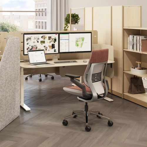 Bureau à hauteur réglable - MIGRATION PRO - Steelcase - sur pied / contemporain / en métal