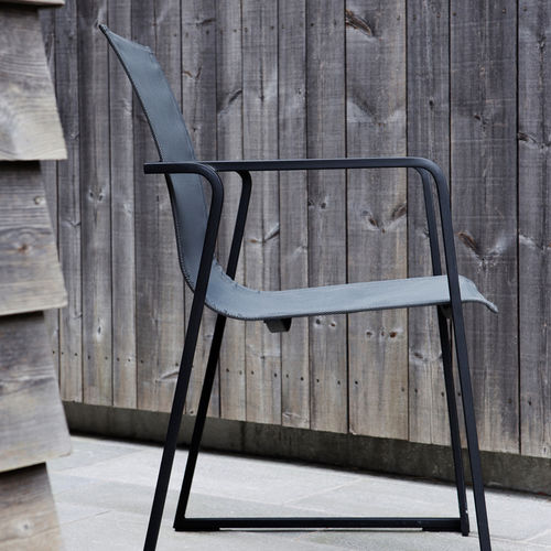 Chaise contemporaine - MUZE - OASIQ - d'extérieur / en Textilene® / avec piètement en acier inoxydable