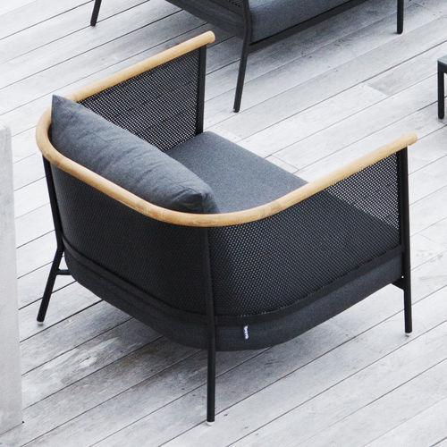 Fauteuil club contemporain - 410 100 RIAD - OASIQ - en tissu / en teck / en métal