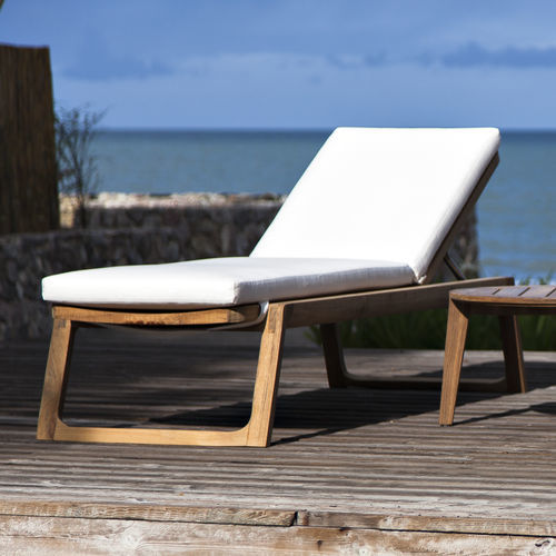 Bain de soleil contemporain - DIUNA - OASIQ - en tissu / en teck / de jardin