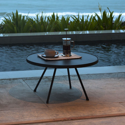 Table d'appoint contemporaine - ATTOL - OASIQ - aluminium / avec piètement en aluminium / ronde