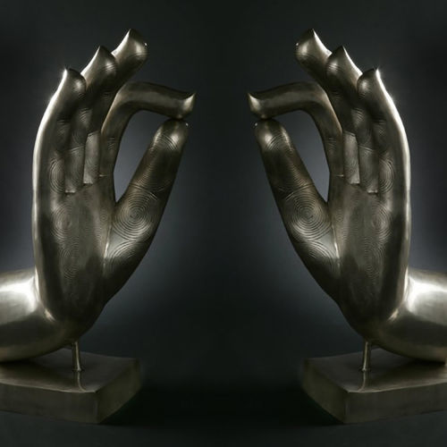 Sculpture en bronze - BUDDHA HANDS - VGnewtrend - en laiton / d'extérieur / Fabriquée en Italie