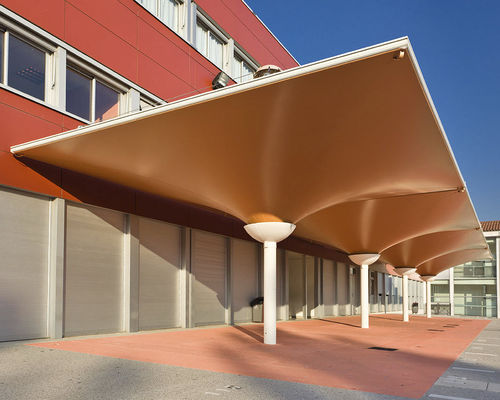 Structure tendue sur ossature métallique - SPACIO - DALO - câble-membrane / auvent / pour couverture