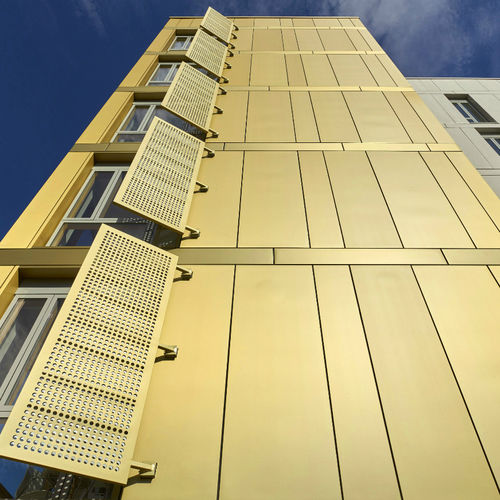 Bardage en zinc - elZinc RAINBOW&reg; GOLD - ASTURIANA DE LAMINADOS - en panneaux / recyclable / durable