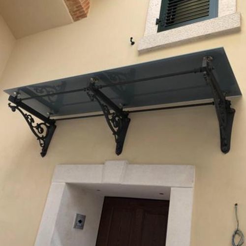 Auvent d'entrée - TETTOIE  - Ghisarredo - en fonte / en verre / pyramidal