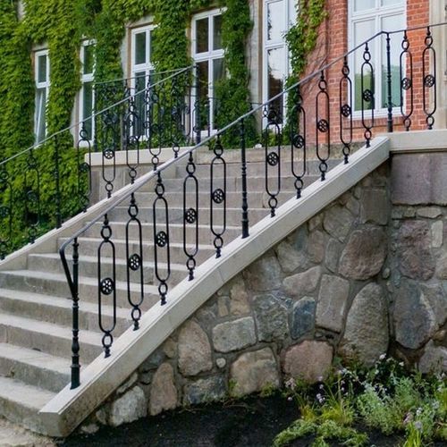 Garde-corps en fonte - BR 04 - Ghisarredo - de type balustrade / d'intérieur / d'extérieur