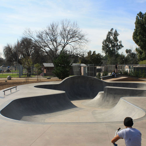 Bowl pour skatepark en béton - HANSEN DAM  - Spohn Ranch Skateparks